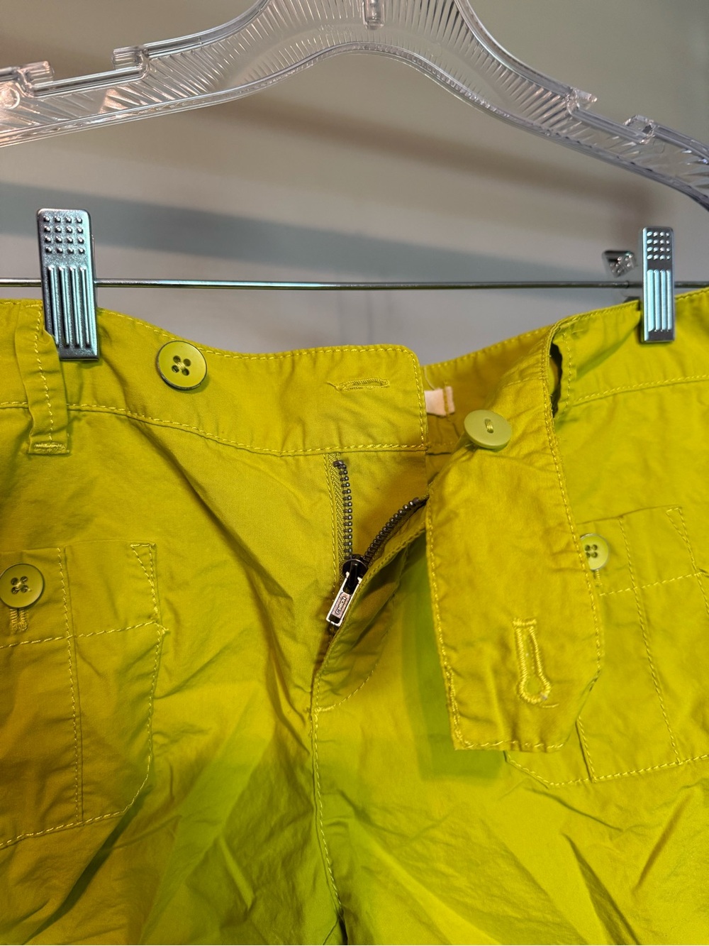 NWOT LOFT Mustard Green Cargo Shorts - Picture 5 of 7